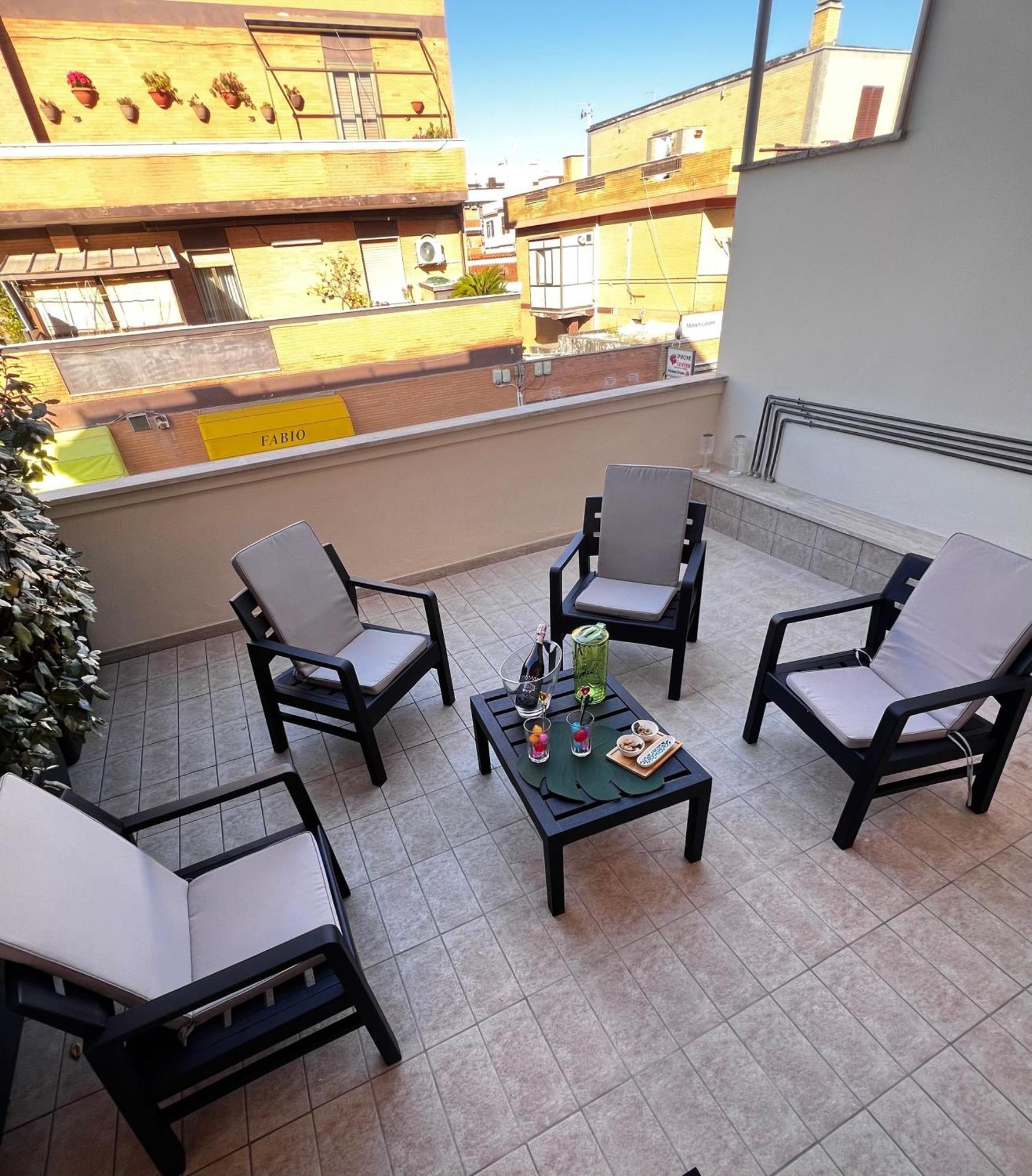Roma Airport Sky Apartments 피우미치노 외부 사진